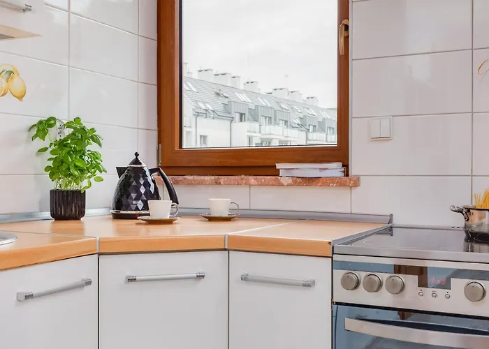 4 Pory Roku アパート