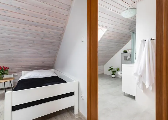 アパート 4 Pory Roku *